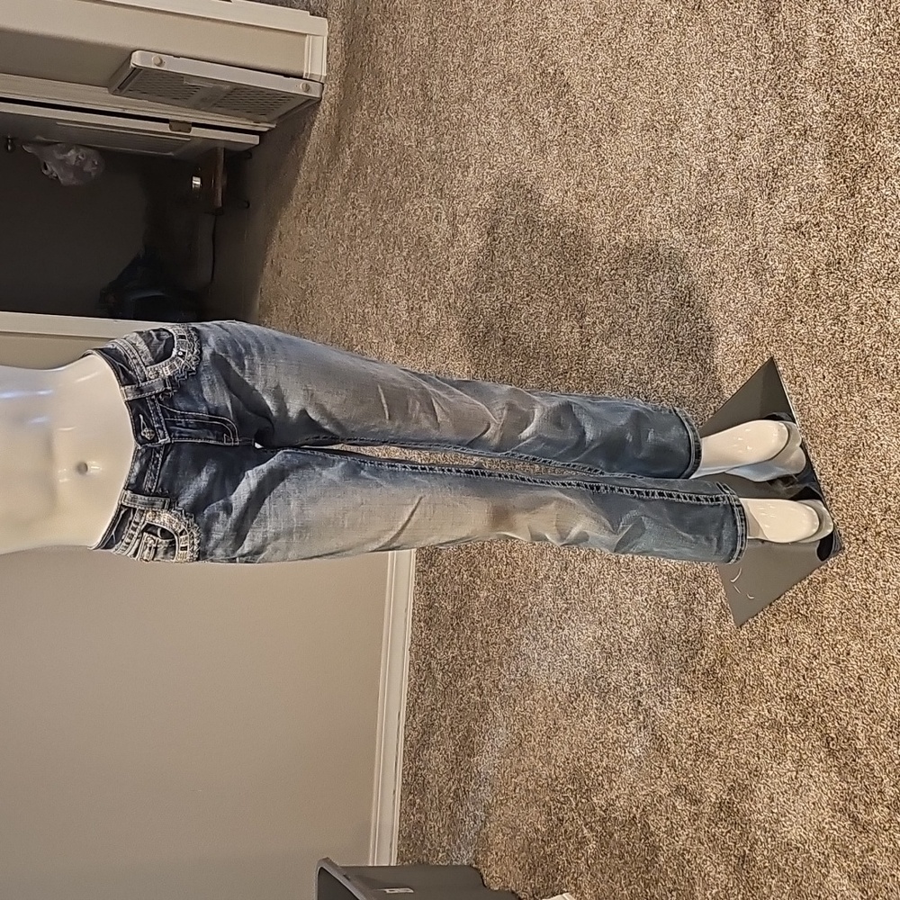 Buckle miss me jeans